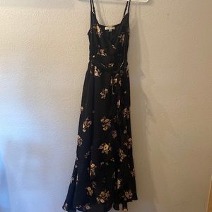 Inspired Hearts Vneck wrap dress size small